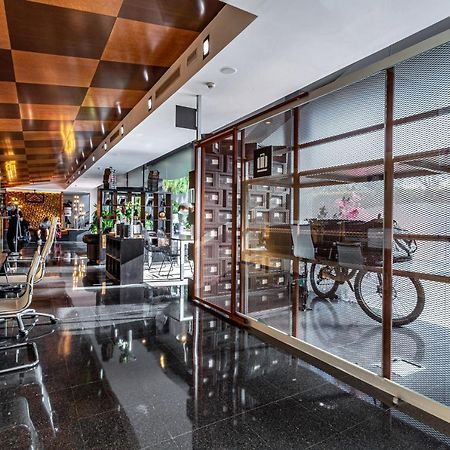 เบสต์ เวสเทิร์น พลัส โฮเต็ล อัลฟา แอโรปวยร์โต Hotel เอลปรัตเดยูเบรกัต ภายนอก รูปภาพ