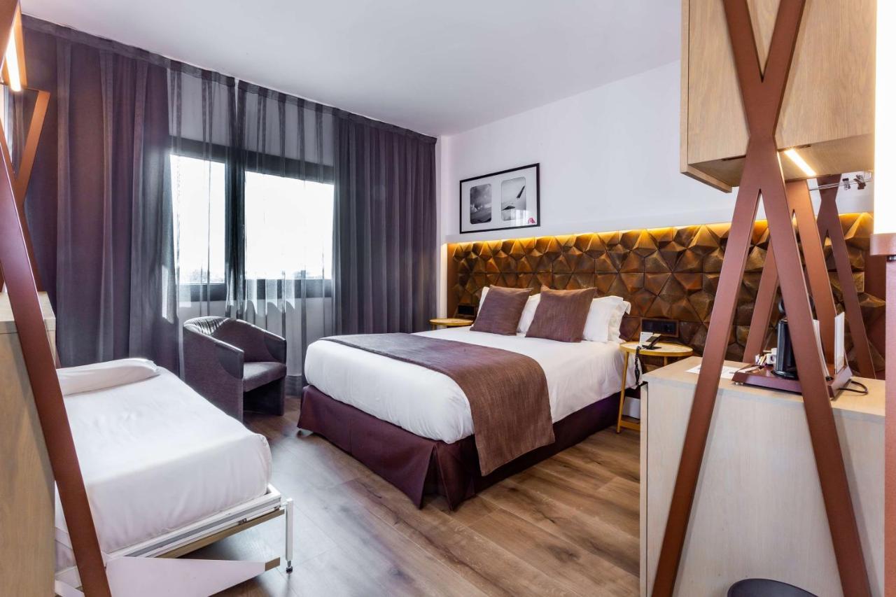 เบสต์ เวสเทิร์น พลัส โฮเต็ล อัลฟา แอโรปวยร์โต Hotel เอลปรัตเดยูเบรกัต ภายนอก รูปภาพ