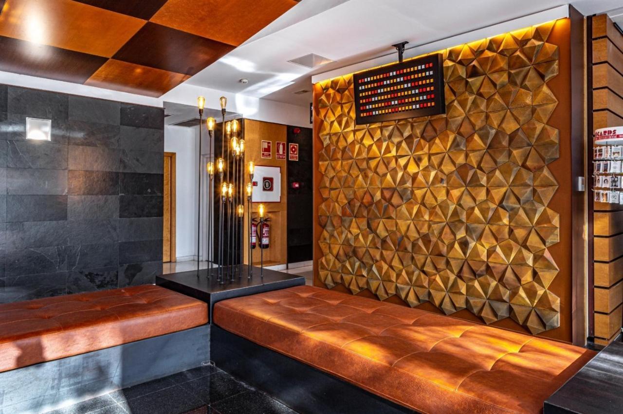 เบสต์ เวสเทิร์น พลัส โฮเต็ล อัลฟา แอโรปวยร์โต Hotel เอลปรัตเดยูเบรกัต ภายนอก รูปภาพ