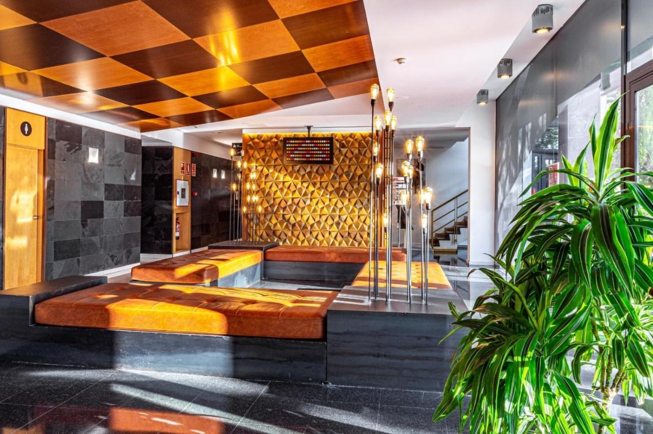 เบสต์ เวสเทิร์น พลัส โฮเต็ล อัลฟา แอโรปวยร์โต Hotel เอลปรัตเดยูเบรกัต ภายนอก รูปภาพ