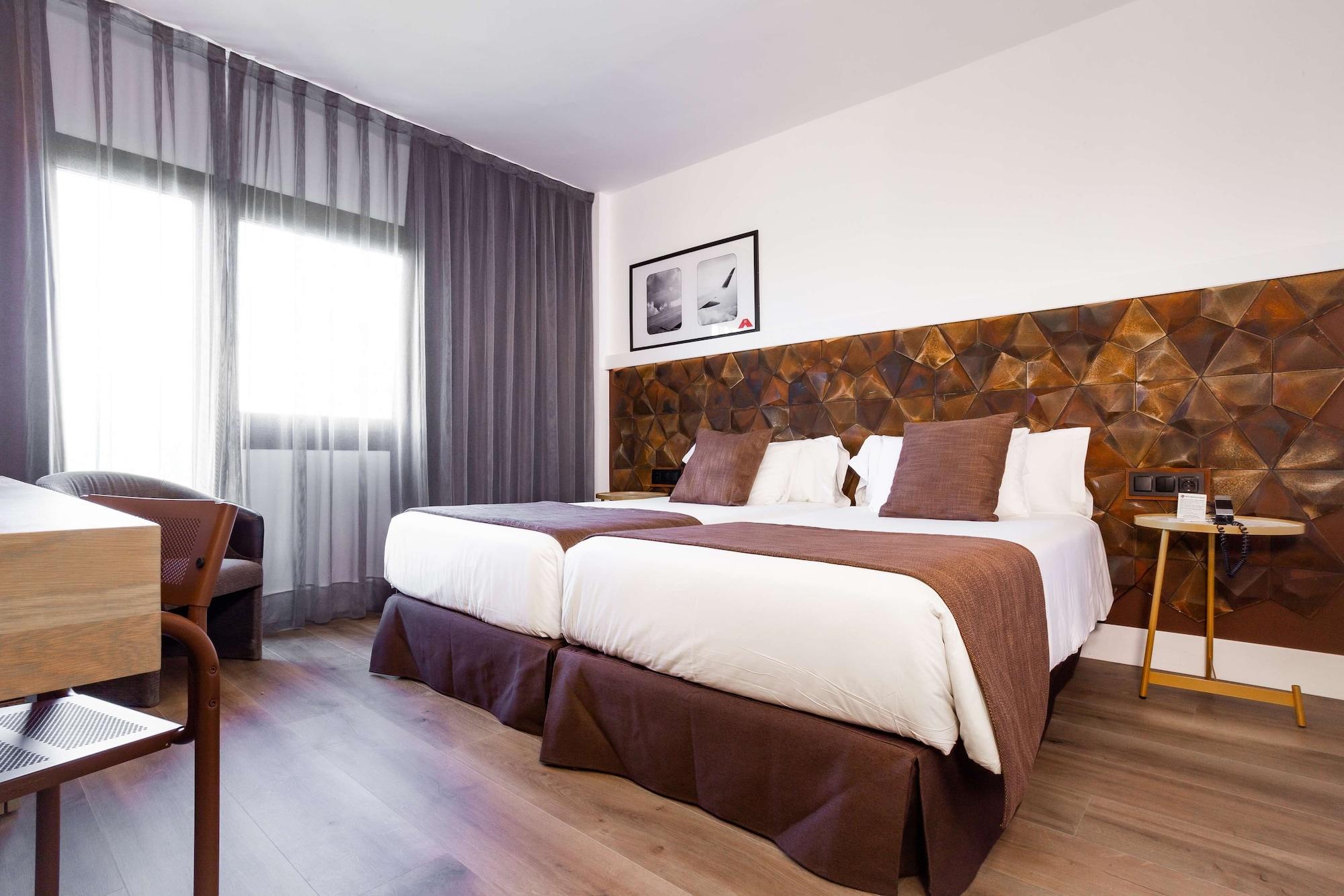 เบสต์ เวสเทิร์น พลัส โฮเต็ล อัลฟา แอโรปวยร์โต Hotel เอลปรัตเดยูเบรกัต ภายนอก รูปภาพ