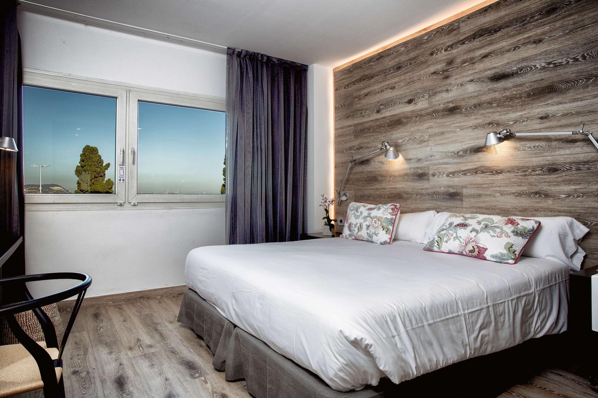 เบสต์ เวสเทิร์น พลัส โฮเต็ล อัลฟา แอโรปวยร์โต Hotel เอลปรัตเดยูเบรกัต ภายนอก รูปภาพ