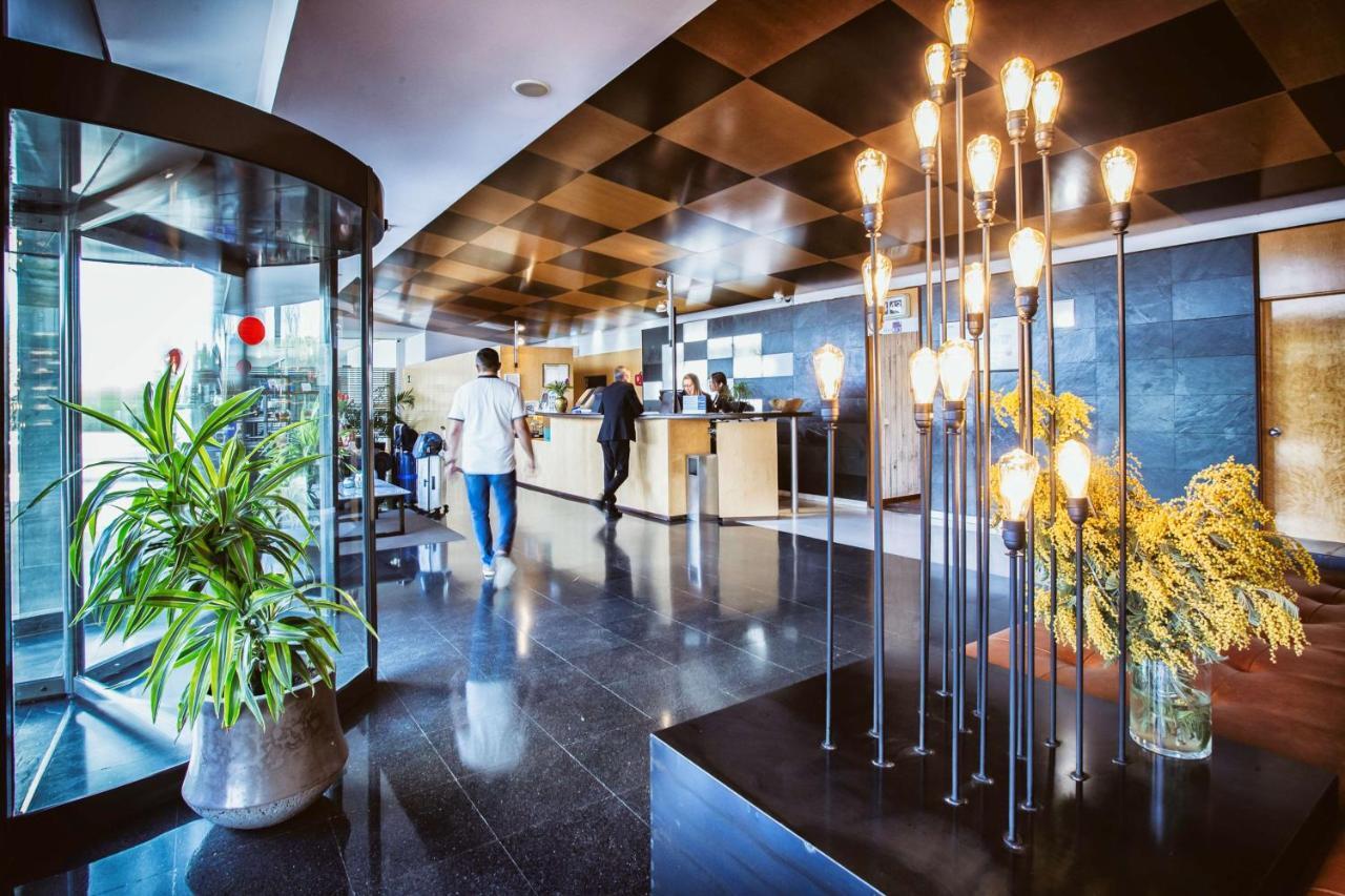 เบสต์ เวสเทิร์น พลัส โฮเต็ล อัลฟา แอโรปวยร์โต Hotel เอลปรัตเดยูเบรกัต ภายนอก รูปภาพ